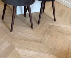 Houten vloer Hongaarse punt Noestarm Onbehandeld